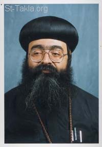 St-Takla.org Image: His Grace Bishop Takla, Bishop Deshna, Quena, Egypt - Photo by: Emad Nasry     :       ǡ ǡ  - :  