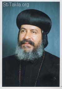 St-Takla.org Image: His Grace Bishop Sherobime, Bishop of Kena, Egypt - Photo by: Emad Nasry     :       ǡ  - :  