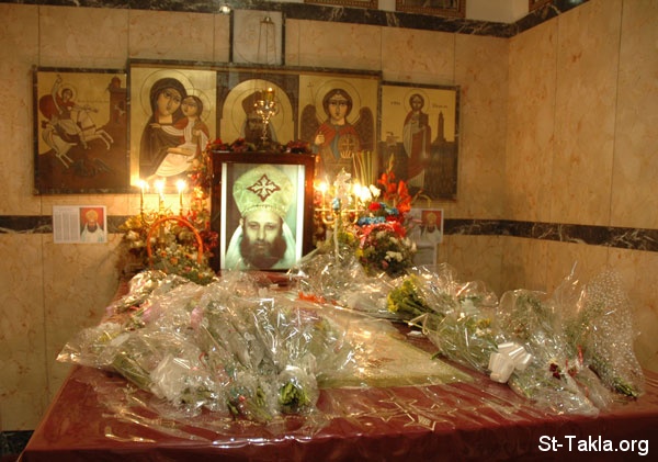 St-Takla.org Image: Father Bishoy Kamel's holy relics at his Church: Saint George Church, Sporting, Alexandria, Egypt     :       :  ӡ ̡  