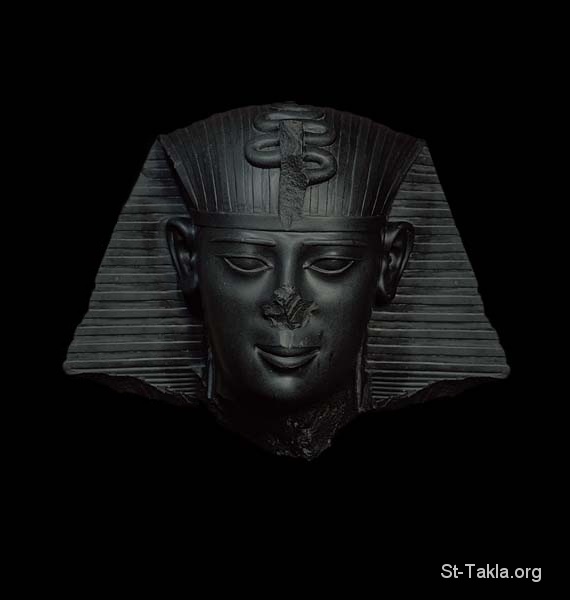 St-Takla.org Image: Pharaoh's head from Ancient Egypt     :     