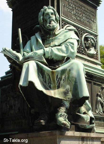 St-Takla.org Image: 1868 statue of Peter Waldo at the Luther Memorial in Worms, Germany     :    1868            ҡ 