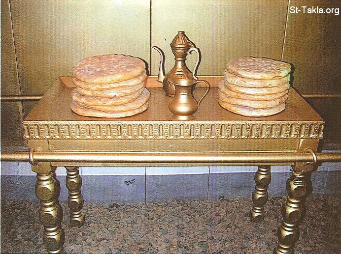 St-Takla.org           Image: Table of the Showbread صورة: مائدة خبزالوجوه